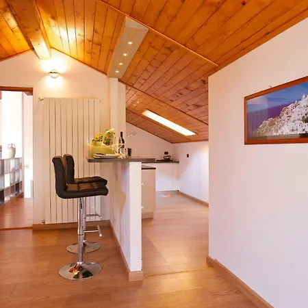 Apartment Vista Borromeo